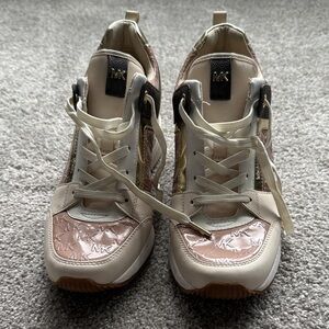 Michael Kors Cream & Pink Logo Accent Sneakers